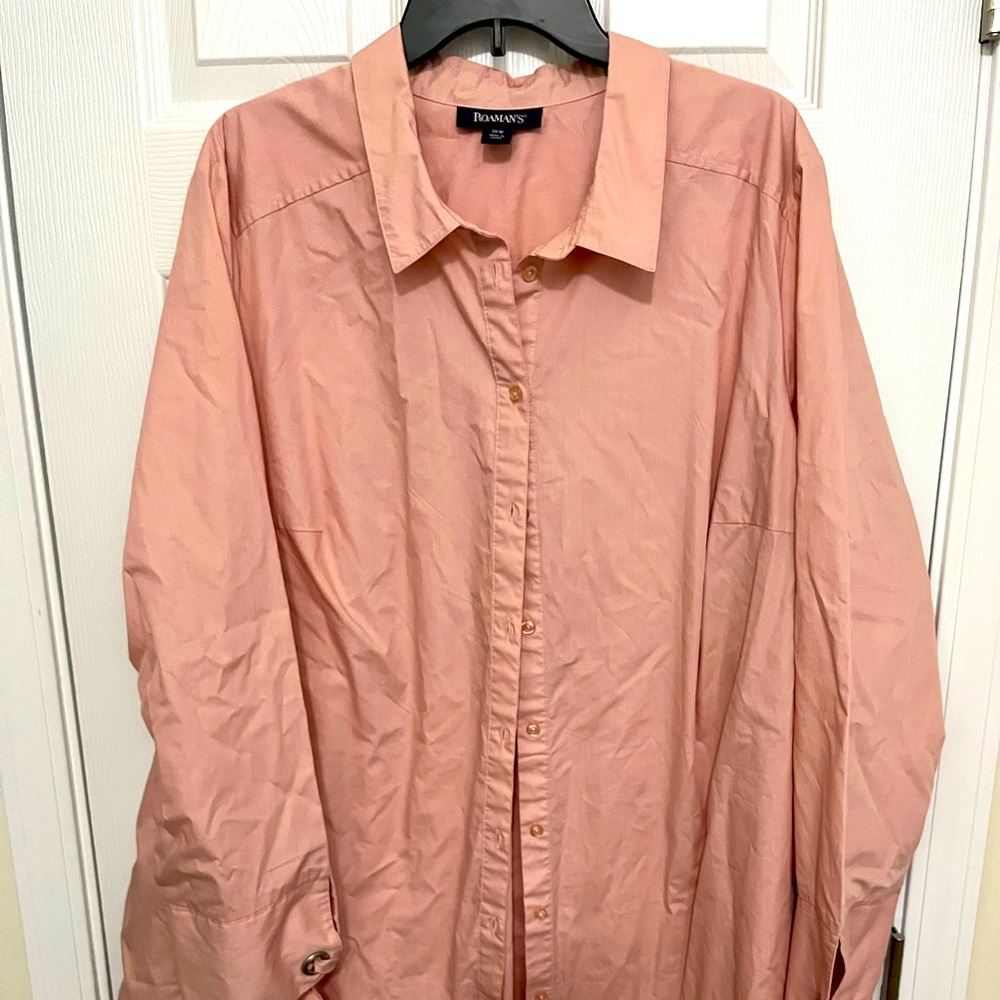 Big shirt - it has pockets!